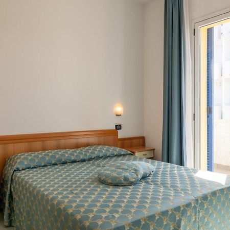 Hotel Thea Bellaria-Igea Marina Eksteriør billede