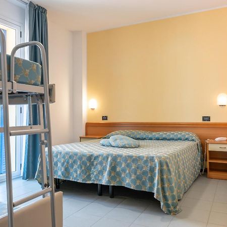 Hotel Thea Bellaria-Igea Marina Eksteriør billede