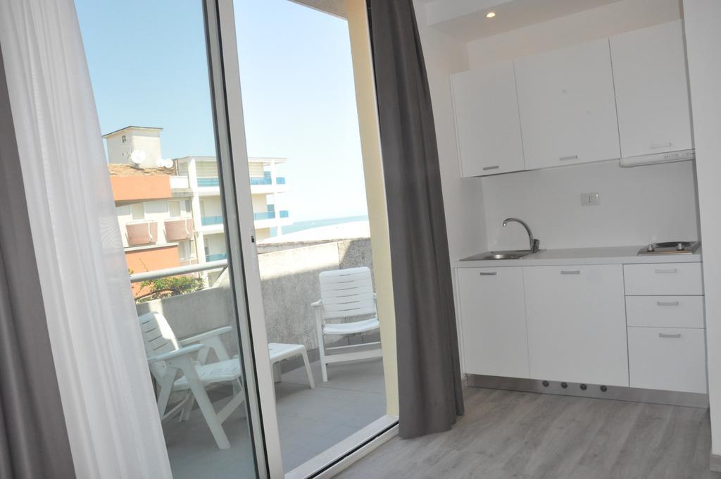 Hotel Thea Bellaria-Igea Marina Eksteriør billede